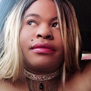 Meet your Posher, Tishala